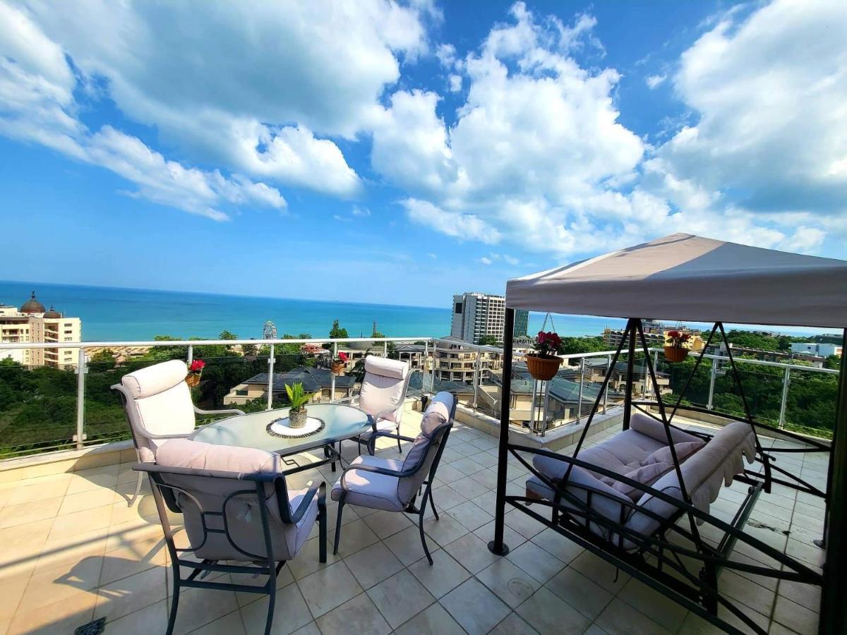 Dilov Apartments in Yalta Goudstrand Buitenkant foto
