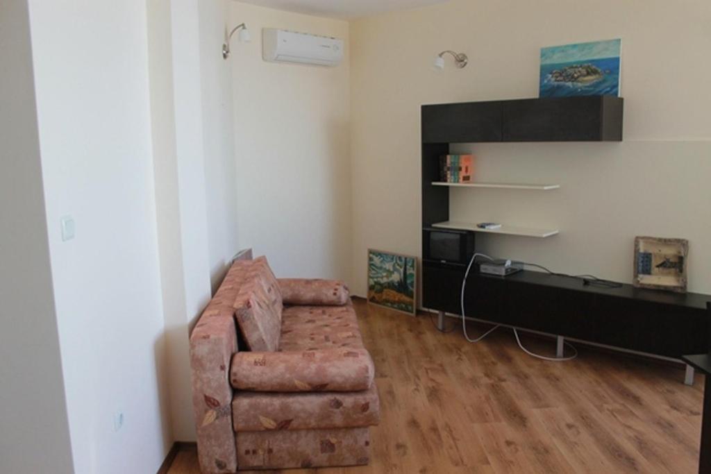 Dilov Apartments in Yalta Goudstrand Kamer foto